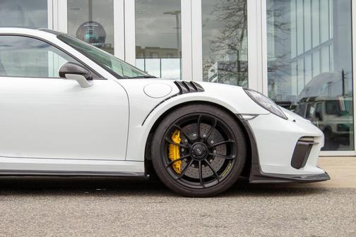 Guards Red 2019 Porsche 911 GT3 RS