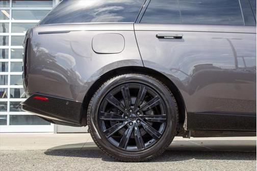 2023 Land Rover Range Rover P530 SE