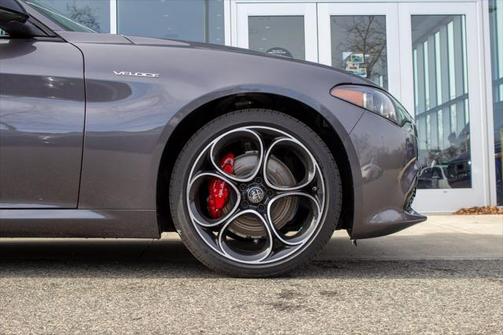 2025 Alfa Romeo Giulia AWD