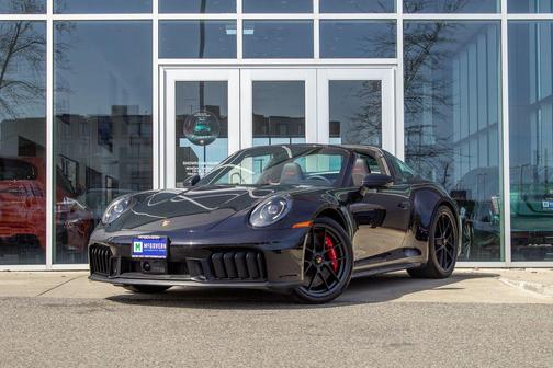 2025 Porsche 911 Targa 4 GTS