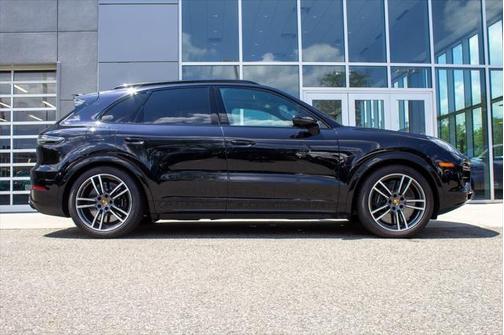 2021 Porsche Cayenne S