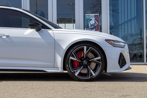 2023 Audi RS 6 Avant 4.0T