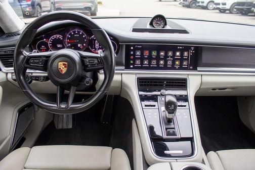 2023 Porsche Panamera GTS