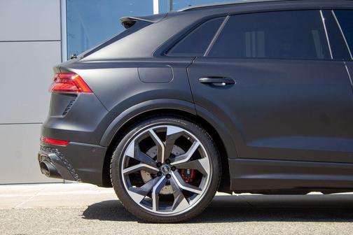 2024 Audi RS Q8 4.0T