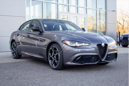 2025 Alfa Romeo Giulia AWD