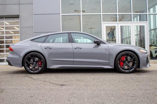 2026 Audi RS 7 4.0T Performance