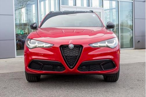 2025 Alfa Romeo Stelvio Ti