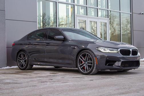 Brands Hatch Grey Metallic 2022 BMW M5 Base