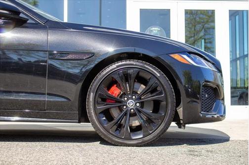 2024 Jaguar XF R-Dynamic SE P250 AWD Automatic