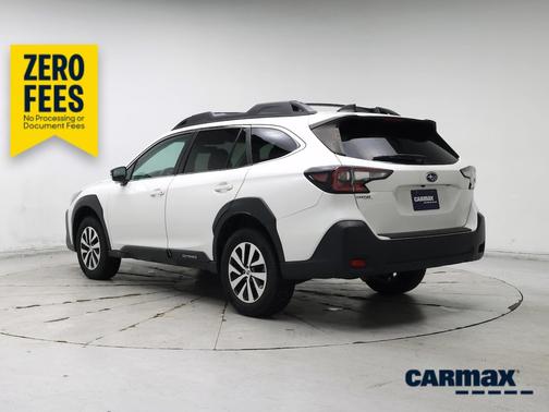 White 2024 Subaru Outback Premium