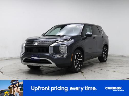 Gray 2024 Mitsubishi Outlander SE