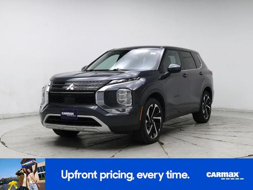 Gray 2024 Mitsubishi Outlander SE