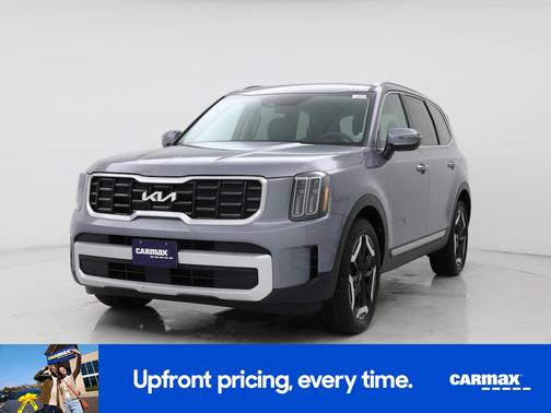 Silver 2025 Kia Telluride S