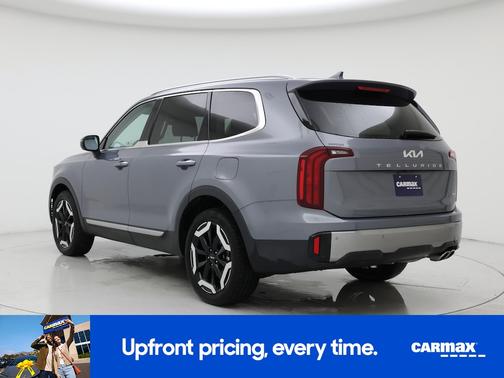 Silver 2025 Kia Telluride S