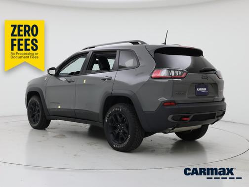 Gray 2019 Jeep Cherokee Trailhawk