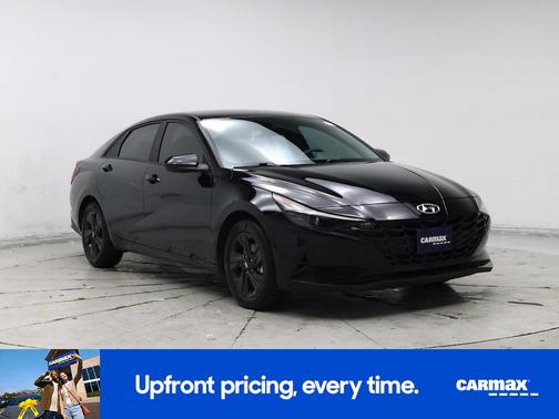 Black 2023 Hyundai ELANTRA SEL