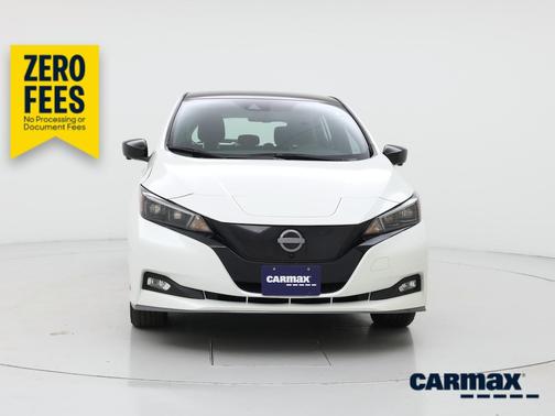 White 2024 Nissan Leaf SV Plus