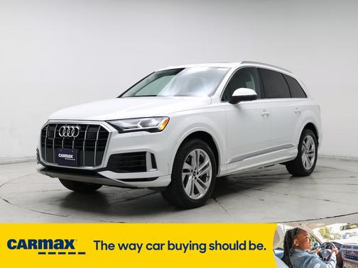 2023 Audi Q7 Premium Plus