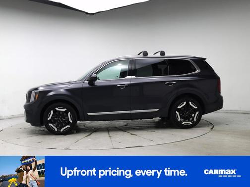Gray 2025 Kia Telluride S