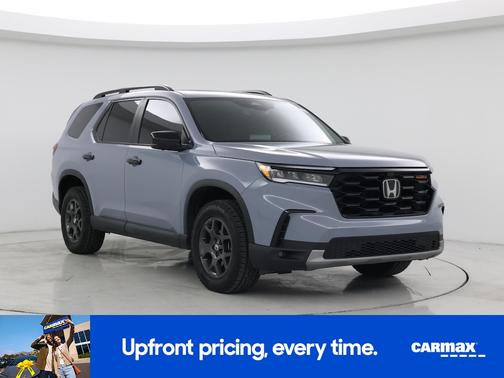 Gray 2023 Honda Pilot Trailsport