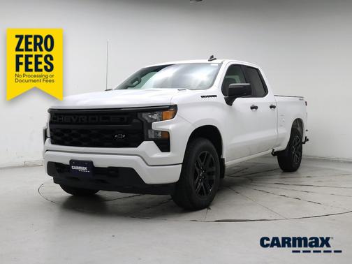 White 2025 Chevrolet Silverado 1500 Custom