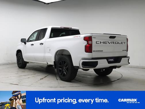 White 2025 Chevrolet Silverado 1500 Custom