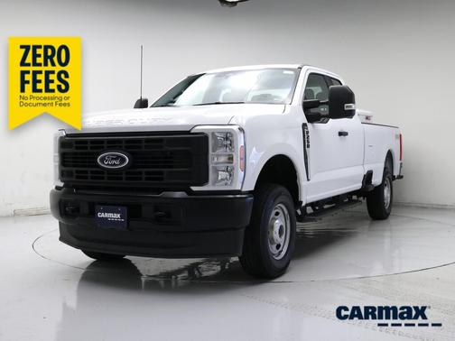 White 2025 Ford F-250 XL