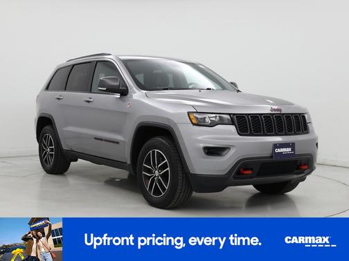 Silver 2020 Jeep Grand Cherokee Trailhawk