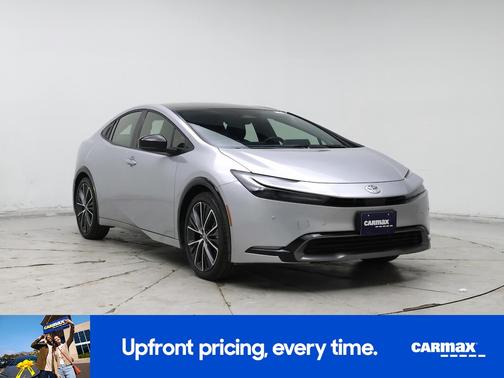 2025 Toyota Prius XLE