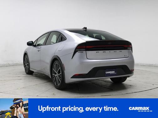 2025 Toyota Prius XLE