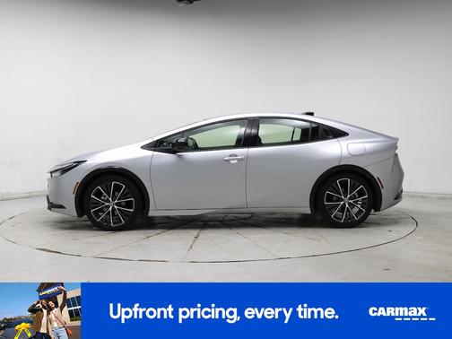 2025 Toyota Prius XLE