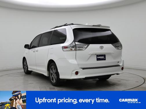 2019 Toyota Sienna SE