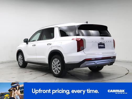 White 2023 Hyundai PALISADE SEL