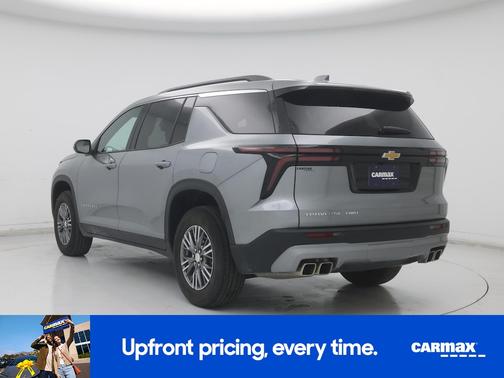 Gray 2025 Chevrolet Traverse LT