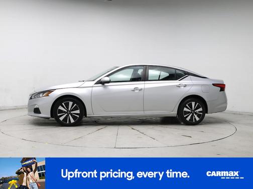 2022 Nissan Altima SV