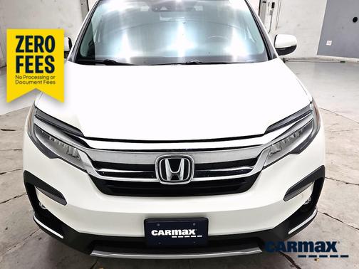 White 2019 Honda Pilot Elite