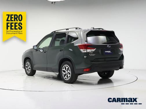 Green 2024 Subaru Forester Premium