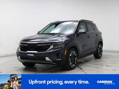 Gray 2024 Kia Seltos SX