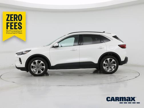 White 2023 Ford Escape Platinum