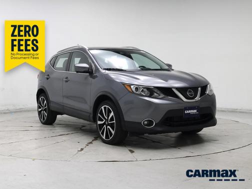 Gray 2019 Nissan Rogue Sport SL