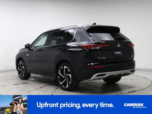 Black 2024 Mitsubishi Outlander PHEV SEL