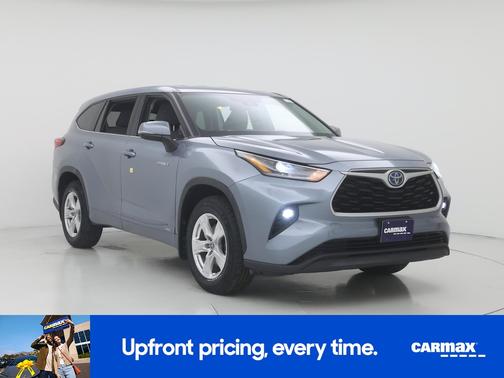Gray 2021 Toyota Highlander Hybrid LE