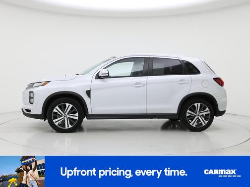White 2025 Mitsubishi Outlander Sport SE
