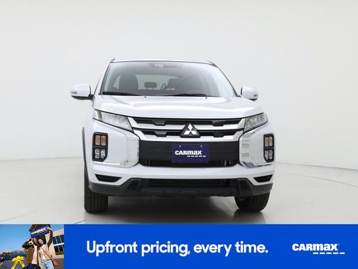 White 2025 Mitsubishi Outlander Sport SE