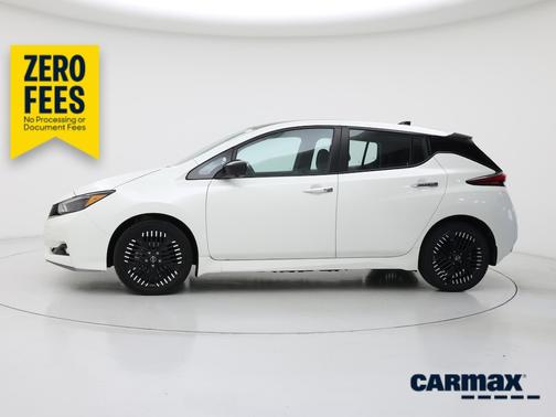 Black 2024 Nissan Leaf SV Plus