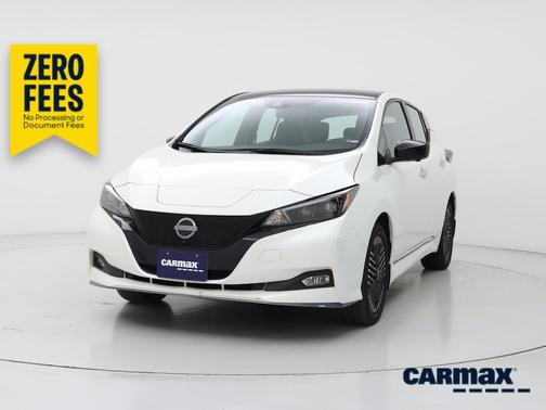 Black 2024 Nissan Leaf SV Plus