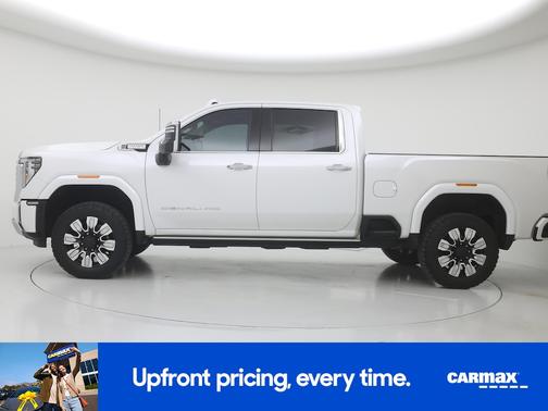 White 2024 GMC Sierra 2500 Denali