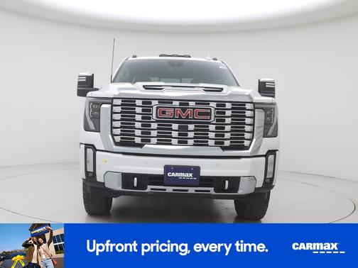 White 2024 GMC Sierra 2500 Denali