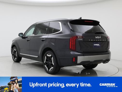 Gray 2025 Kia Telluride S