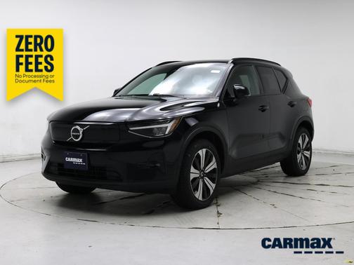 Black 2023 Volvo XC40 Recharge Pure Electric Twin Plus